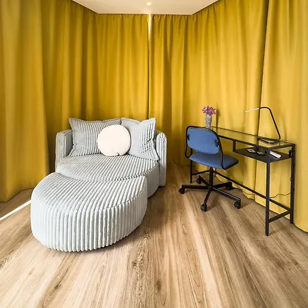 Atlantic Saphire أذيخي