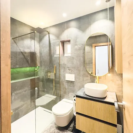 Atlantic Saphire فيلة *