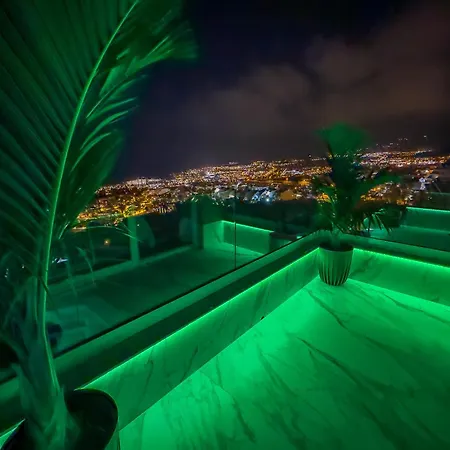 Atlantic Saphire Адехе